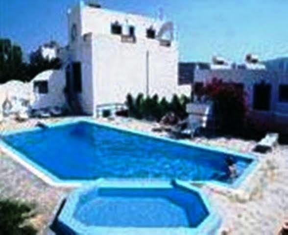 Albatros Hotel Amoopi Dış mekan fotoğraf